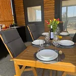 Sunny Stay - Mobile Home In A Campsite With A Pool, Few Steps From The Beach * Pirovac
