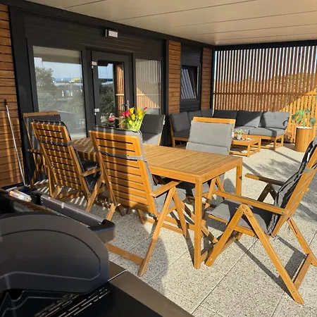 Sunny - Mobile 1 Minute From With Free Parking And Wifi! * Pirovac