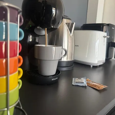 Sunny - Mobile 1 Minute From With Free Parking And Wifi! * Pirovac