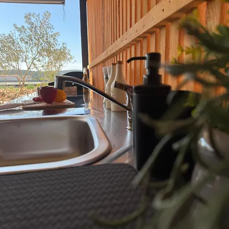 Sunny - Mobile 1 Minute From With Free Parking And Wifi! * Pirovac