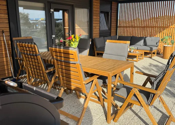 Sunny - Mobile 1 Minute From With Free Parking And Wifi! * ピロヴァッツ