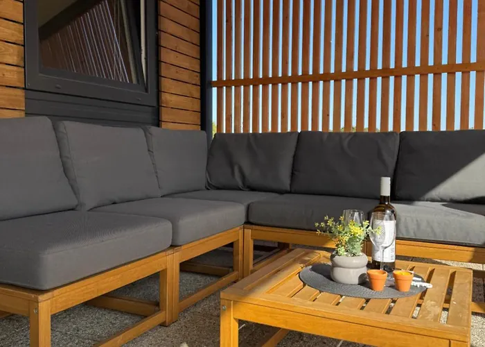 Sunny - Mobile 1 Minute From With Free Parking And Wifi! アパート