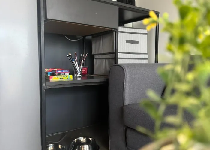 Sunny - Mobile 1 Minute From With Free Parking And Wifi! ピロヴァッツ