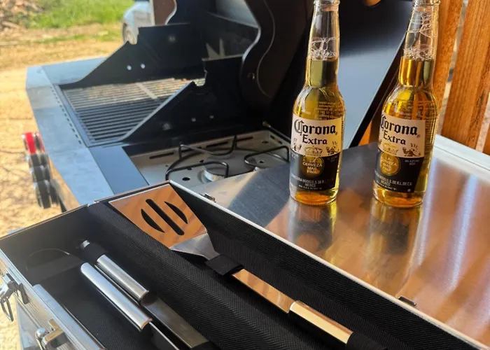 アパート Sunny - Mobile 1 Minute From With Free Parking And Wifi!