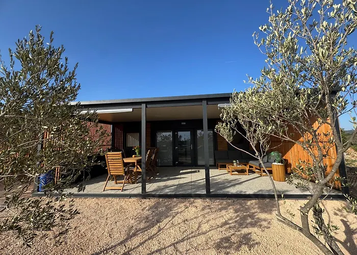 Sunny - Mobile 1 Minute From With Free Parking And Wifi! アパート *