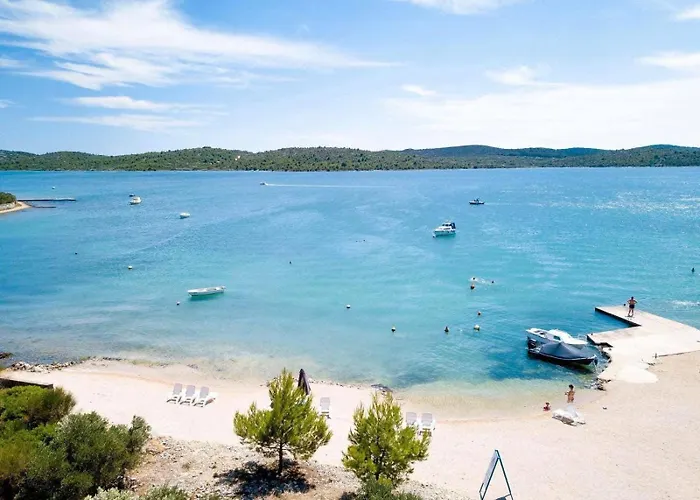 Sunny - Mobile 1 Minute From With Free Parking And Wifi! アパート