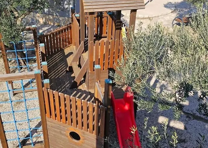 Sunny - Mobile 1 Minute From With Free Parking And Wifi! アパート ピロヴァッツ